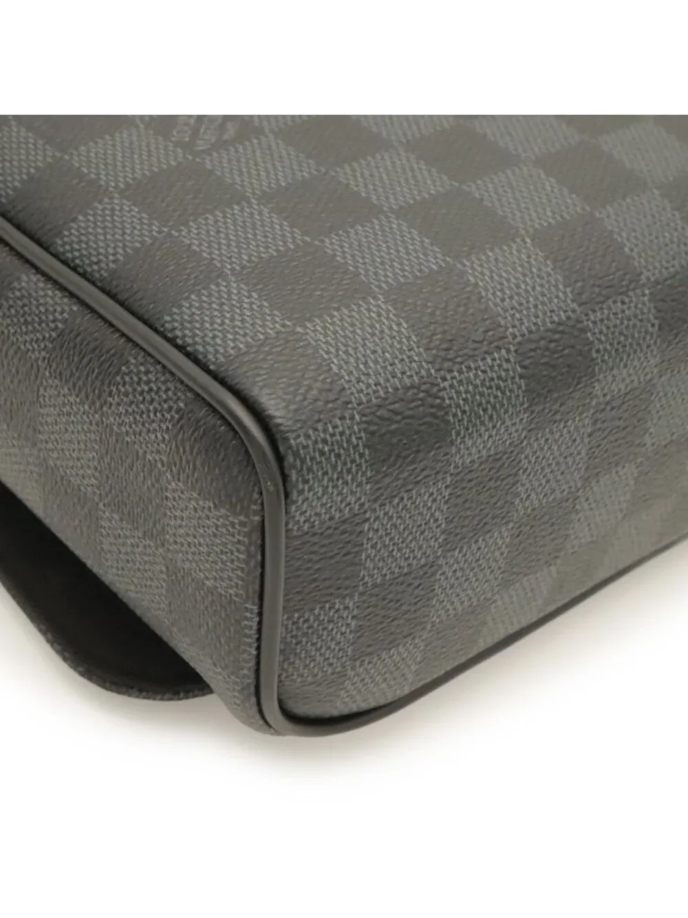 Louis Vuitton Damier Graphite District PM NM Messenger